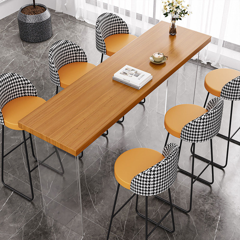 İskandinav Akrilik Yüzer Masif - Tables incelemesi ve fiyatı